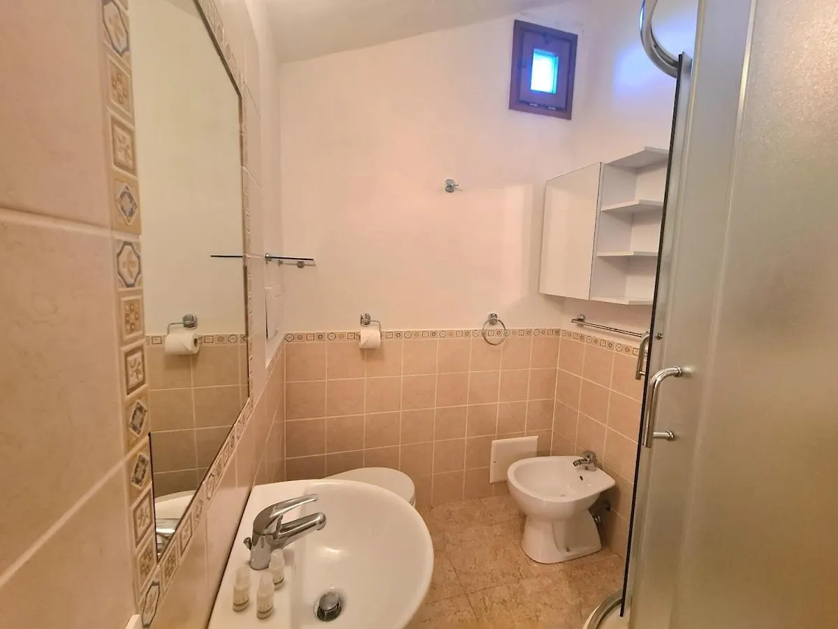 Apartment Mores' Home -Shared Pool- Sole Ruiu